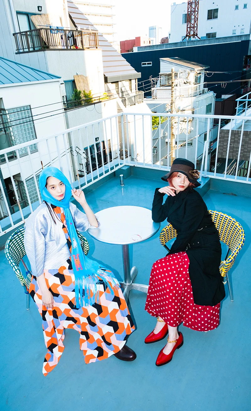 playful_styling2427_1.webp