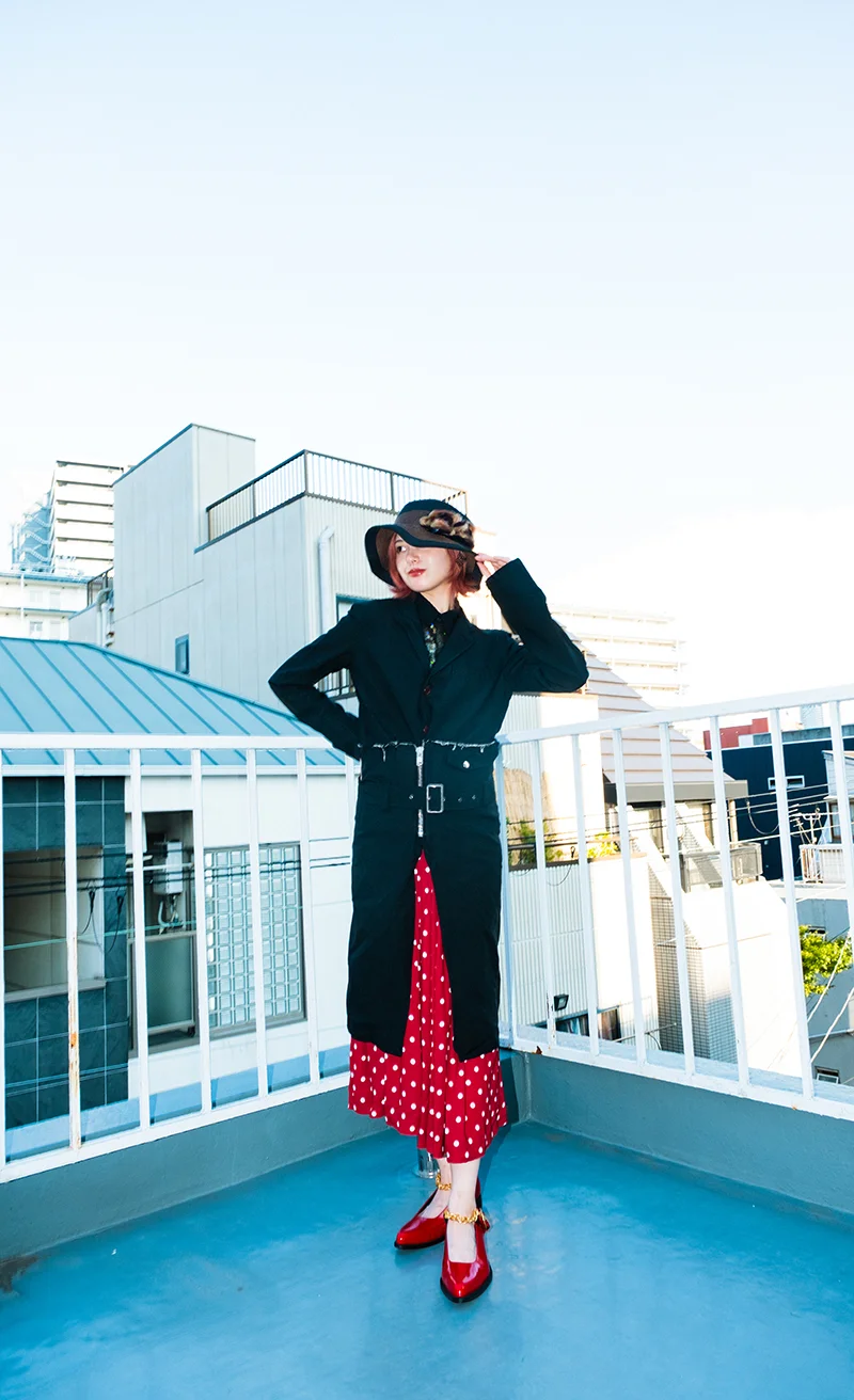 playful_styling2427_4.webp