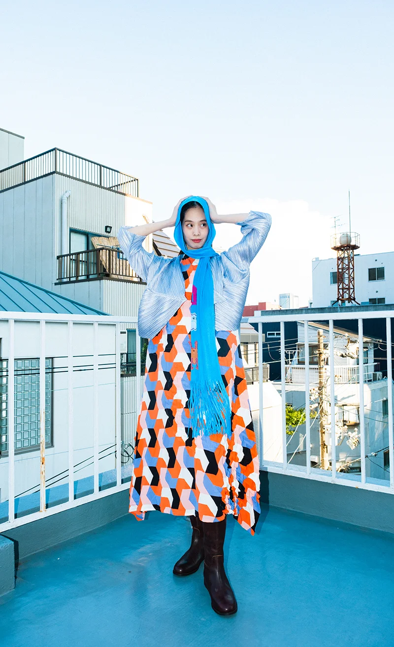 playful_styling2433_2.webp