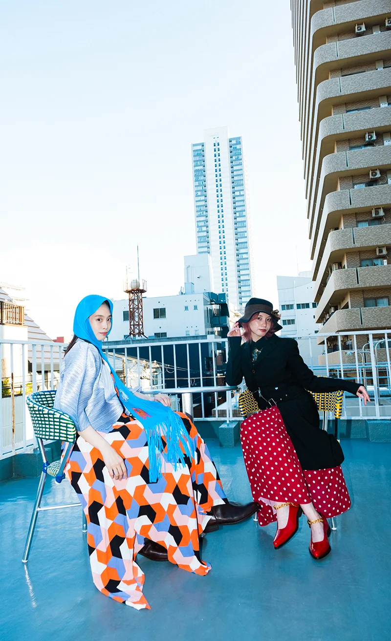 playful_styling2433_3.webp