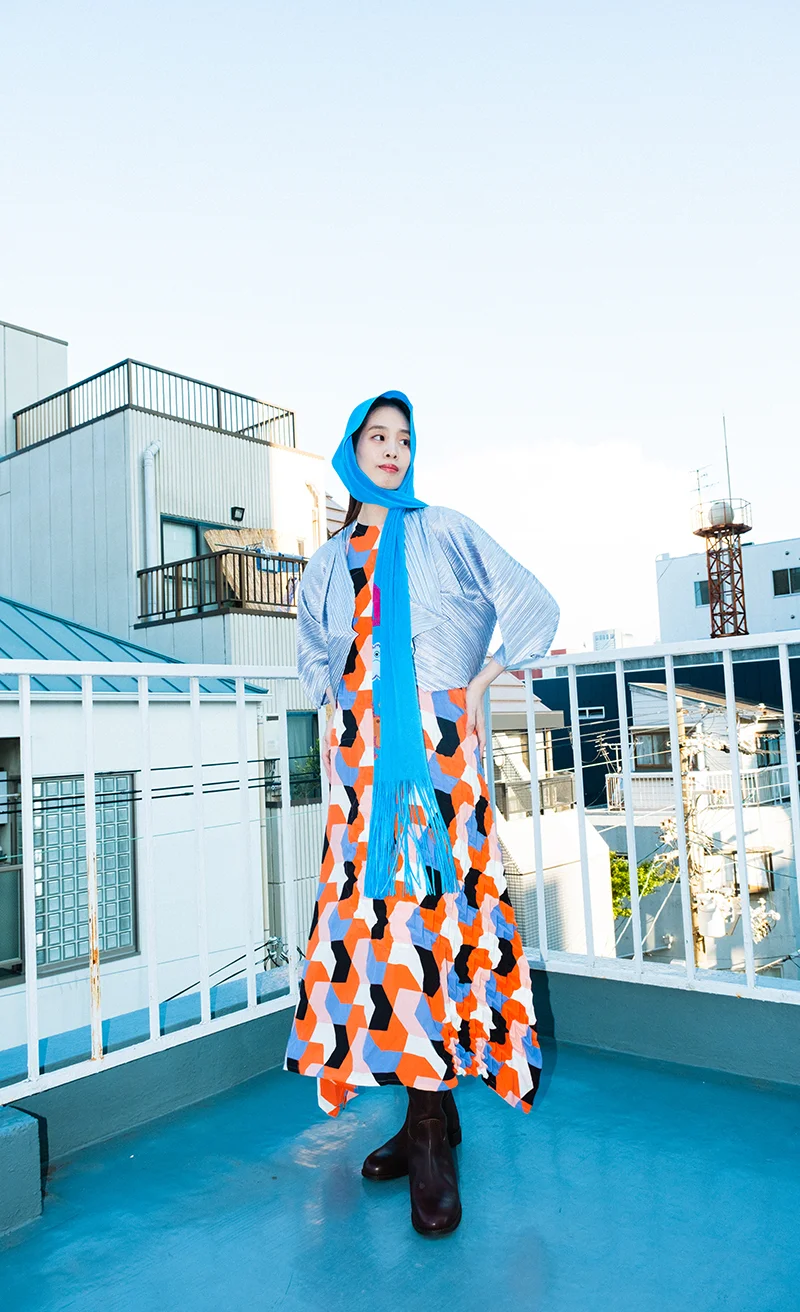playful_styling2433_4.webp