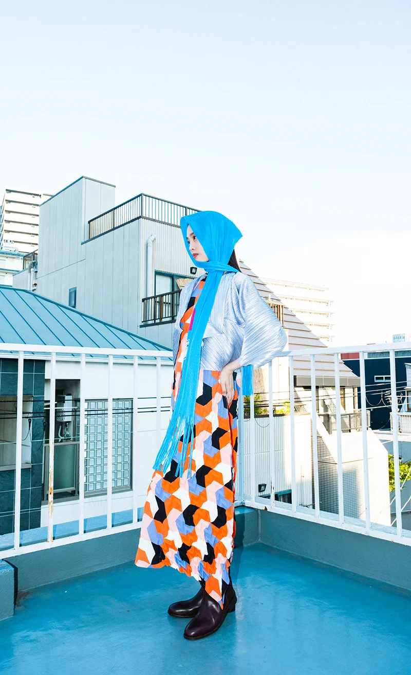 playful_styling2433_5.webp