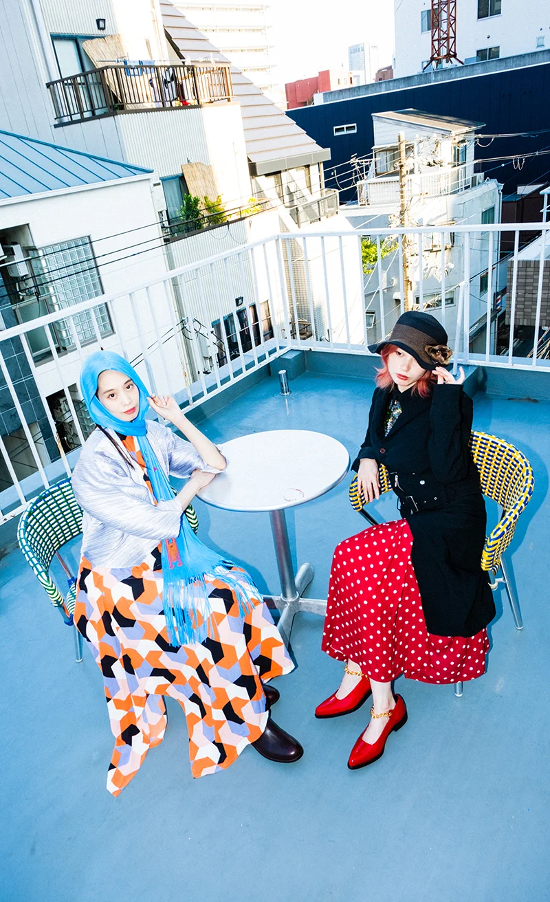 playful_styling2433_7.webp