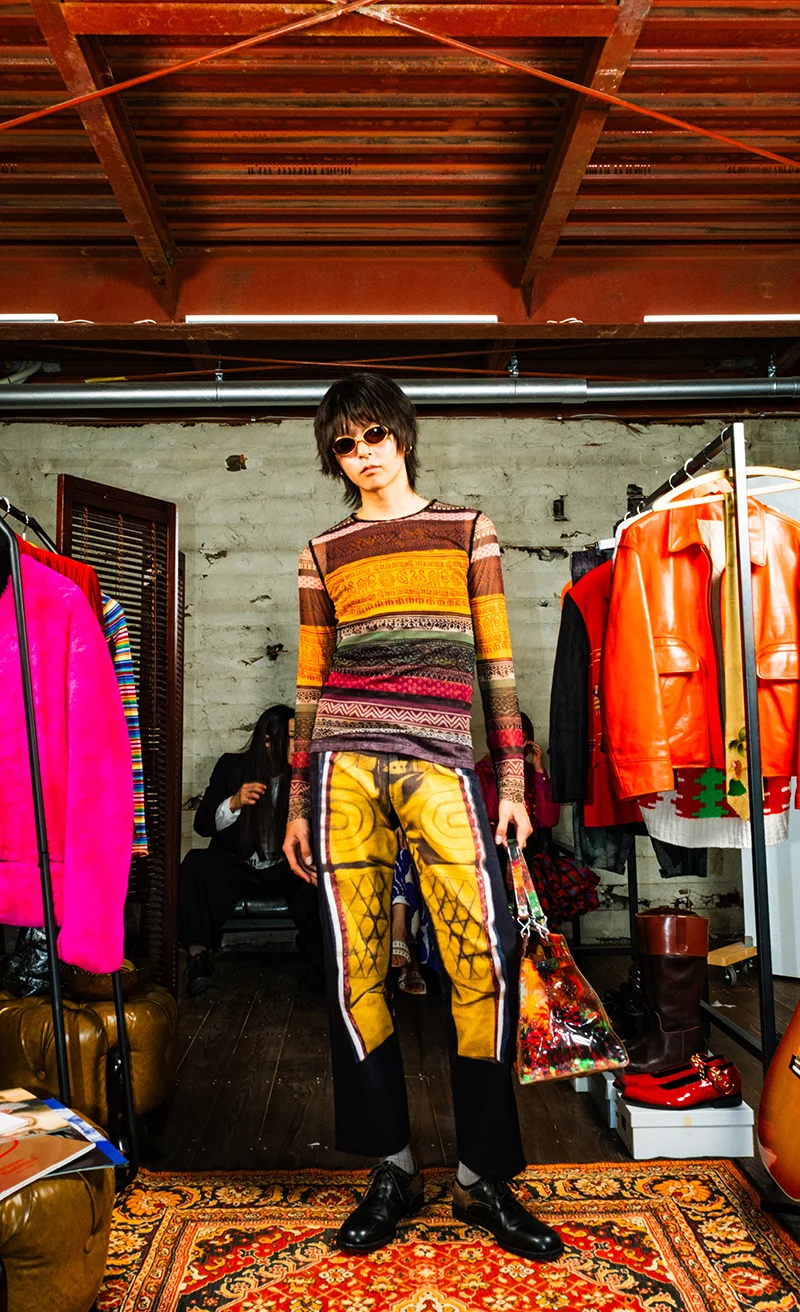 playful_styling2437_2.webp