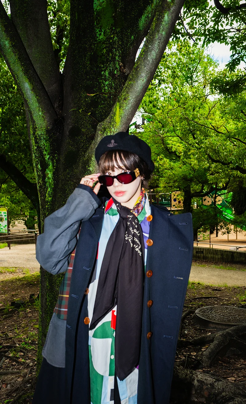 playful_styling2449_10.webp