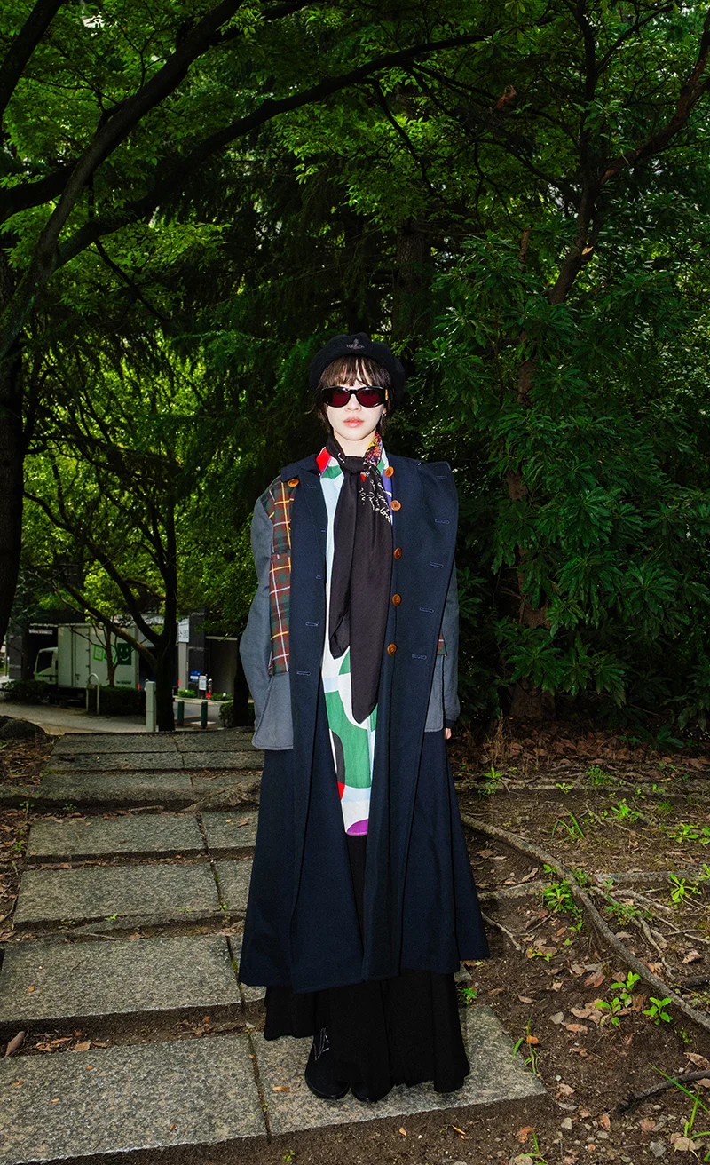playful_styling2449_9.webp