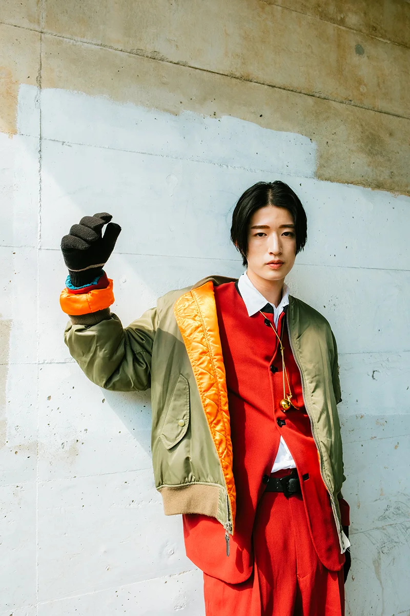 playful_styling2450_3.webp
