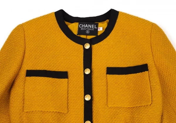 シャネルCHANEL 金ボタンノーカラートリミングツイードジャケット マスタード40 K-95884_003