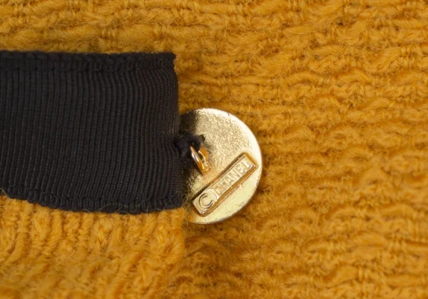 シャネルCHANEL 金ボタンノーカラートリミングツイードジャケット マスタード40 K-95884_007