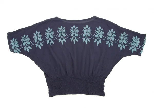 イッセイミヤケ ミーISSEY MIYAKE me フラワー刺繍クレープドルマンカットソー 紺M位 K-96144_010