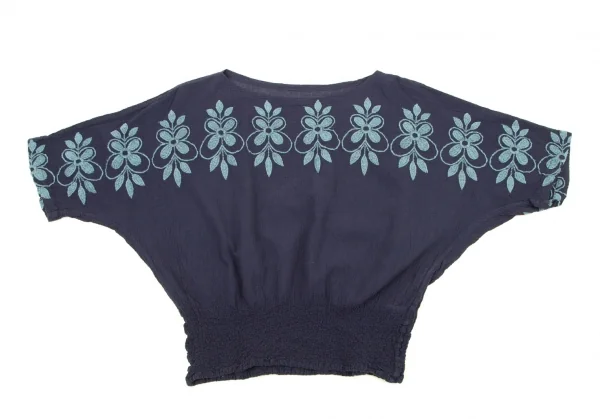 イッセイミヤケ ミーISSEY MIYAKE me フラワー刺繍クレープドルマンカットソー 紺M位 K-96144_002