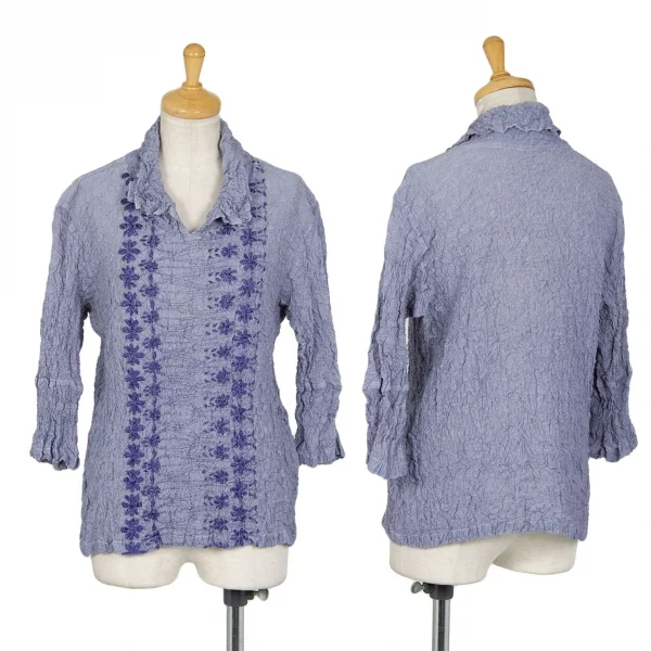 イッセイミヤケ ミーISSEY MIYAKE me フラワー刺繍シャーリングプリーツスキッパーシャツ 淡紫M位 K-96153_001