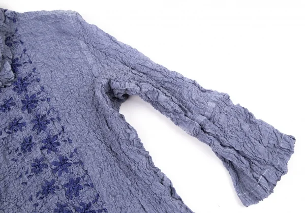 イッセイミヤケ ミーISSEY MIYAKE me フラワー刺繍シャーリングプリーツスキッパーシャツ 淡紫M位 K-96153_005