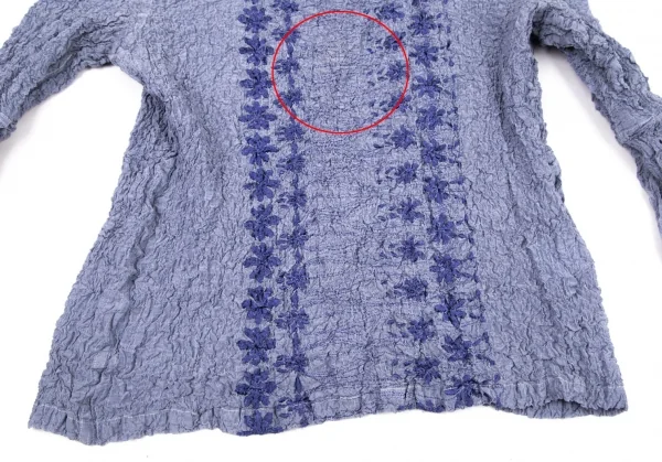 イッセイミヤケ ミーISSEY MIYAKE me フラワー刺繍シャーリングプリーツスキッパーシャツ 淡紫M位 K-96153_007