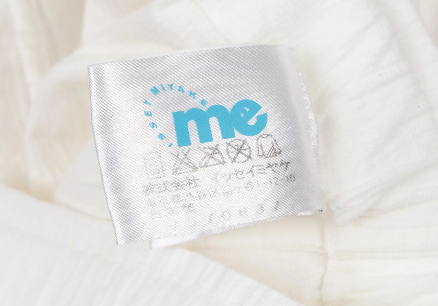 イッセイミヤケ ミーISSEY MIYAKE me ストレッチコットン