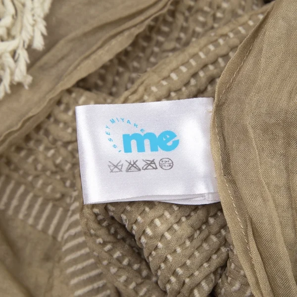 イッセイミヤケ ミーISSEY MIYAKE me フリンジ打ち込みシルクストール ベージュ K-96191_012