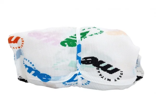 イッセイミヤケ ミーISSEY MIYAKE me ロゴプリントプリーツクラッチバッグ 白 K-96898_004
