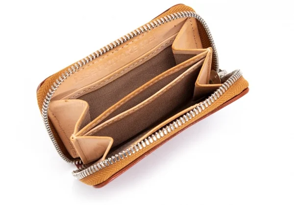 ISSEY MIYAKE MEN Leather Coin purse K-96899_012