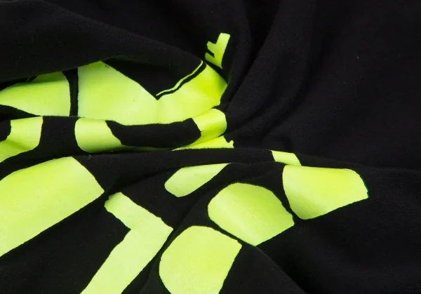 ブラックコムデギャルソンBLACK COMME des GARCONS ロゴプリントフード付きTシャツ 黒黄S K-97121_013