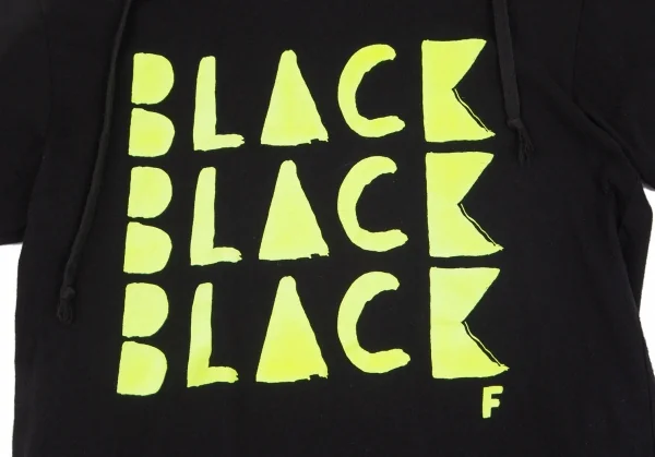 ブラックコムデギャルソンBLACK COMME des GARCONS ロゴプリントフード付きTシャツ 黒黄S K-97121_007