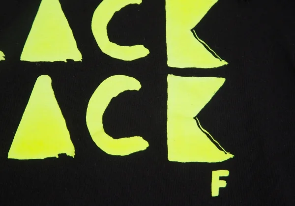 ブラックコムデギャルソンBLACK COMME des GARCONS ロゴプリントフード付きTシャツ 黒黄S K-97121_008