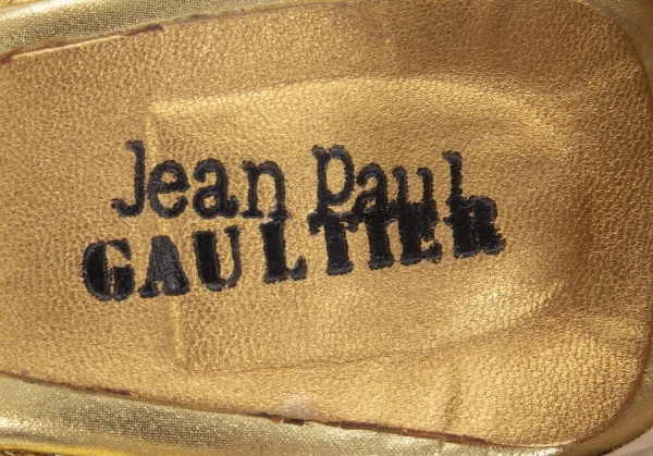 ジャンポールゴルチエJean Paul GAULTIER スタッズアンクルストラップヒールサンダル ゴールドM（23.5位） K-97144_017