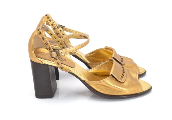ジャンポールゴルチエJean Paul GAULTIER スタッズアンクルストラップヒールサンダル ゴールドM（23.5位） K-97144_006