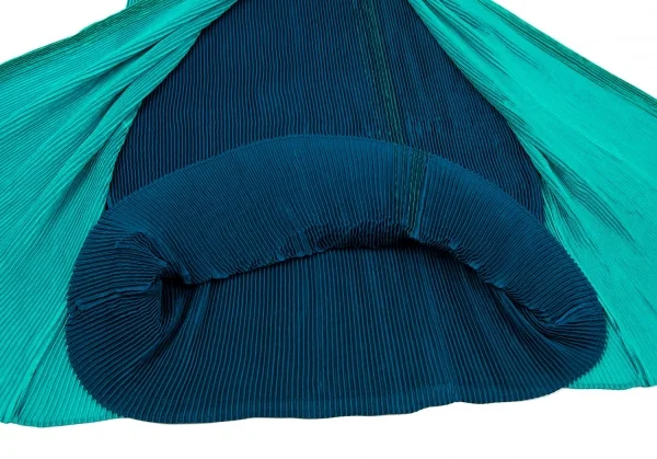 イッセイミヤケISSEY MIYAKE バイカラーレイヤードプリーツワンピース ターコイズ青2 K-97158_011