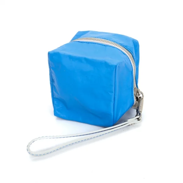 プリーツプリーズPLEATS PLEASE コーティングプリントキューブポーチ 水色 K-97211_001