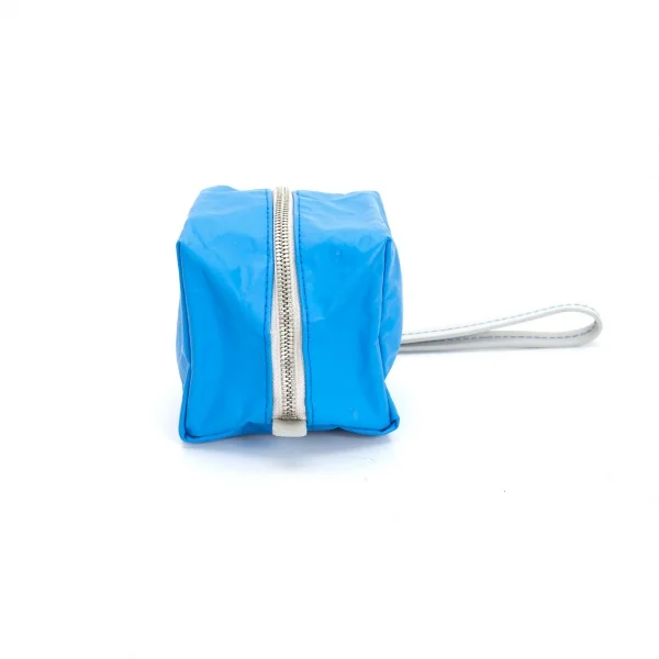 プリーツプリーズPLEATS PLEASE コーティングプリントキューブポーチ 水色 K-97211_003