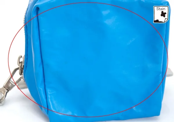 プリーツプリーズPLEATS PLEASE コーティングプリントキューブポーチ 水色 K-97211_006