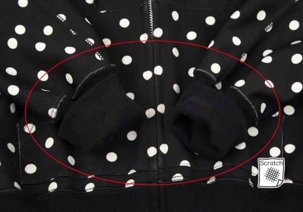 ジュンヤワタナベ コムデギャルソンJUNYA WATANABE COMME des GARCONS ドットプリントバックドレープジップアップドルマンパーカー 黒M位 K-97260_008