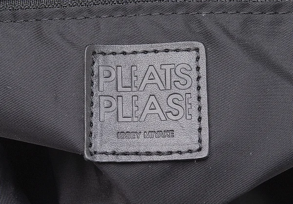 プリーツプリーズPLEATS PLEASE ゴールドチェーンプリントトートバッグ 黒ゴールド K-98100_013