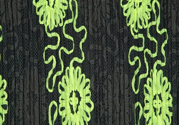 プリーツプリーズPLEATS PLEASE 花柄刺繍プリーツ半袖トップス 深緑グレー黄5 K-98321_010