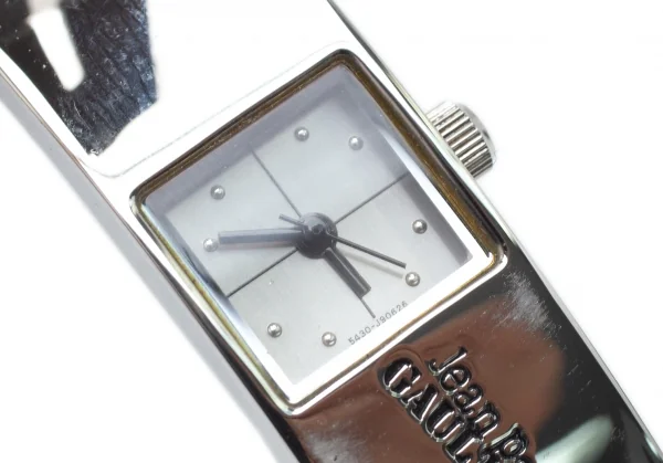 【美品】JEAN PAUL GAULTIER ゴルチエ 腕時計 ホワイト 2025年最新】JeanPaul GAULTIER レディース 腕時計(アナログ)の