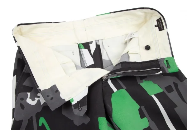 コムデギャルソン オムプリュスCOMME des GARCONS HOMME PLUS ポリ総柄プリントクロップドパンツ 黒グレー緑白M K-98804_007
