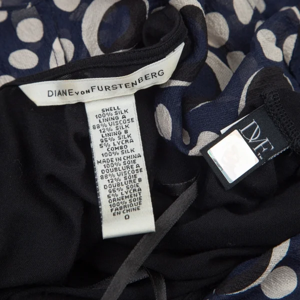 ダイアンフォンファステンバーグDIANE VON FURSTENBERG シルクドット貼り付けデザインドレープレイヤードノースリーブワンピース 紺白0 K-99213_012