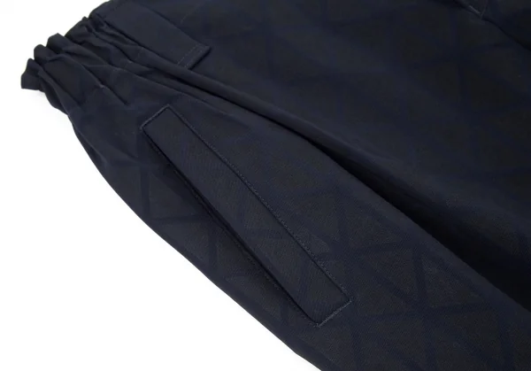 イッセイミヤケISSEY MIYAKE トライアングルピースプリントスリットパンツ 紺1 K-99386_003