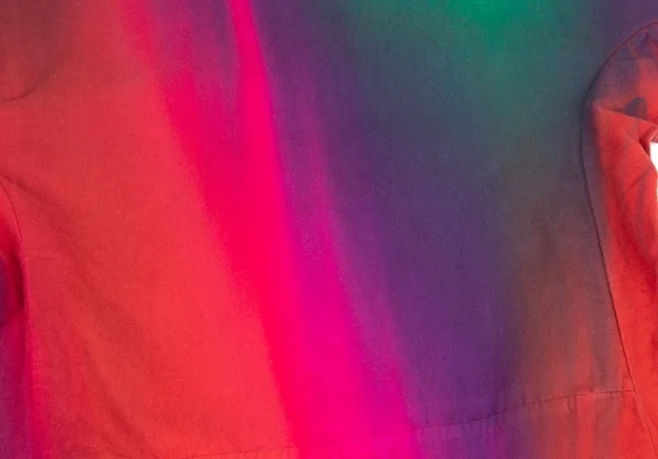 イッセイミヤケISSEY MIYAKE コットンピーチスキングラデーション染めワンピース ピンク緑紫他2 K-99549_011