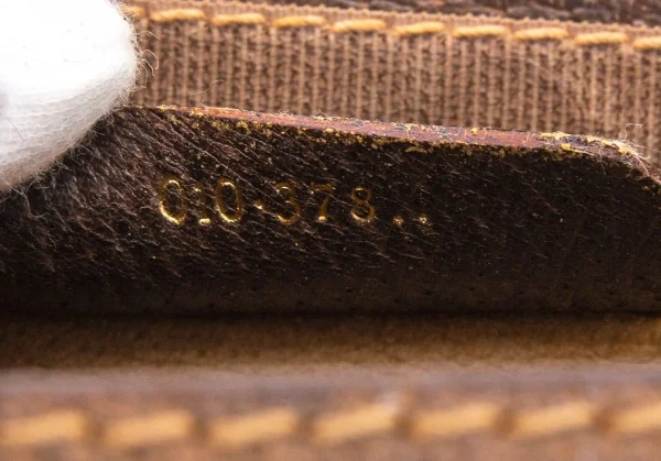 グッチGUCCI GG柄シェリークラッチバッグ ベージュブラウン K-99912_012