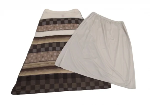 イッセイミヤケ ハートISSEY MIYAKE HaaT マルチファブリックボーダー切替スカート オフベージュグレー2 K-100069_011