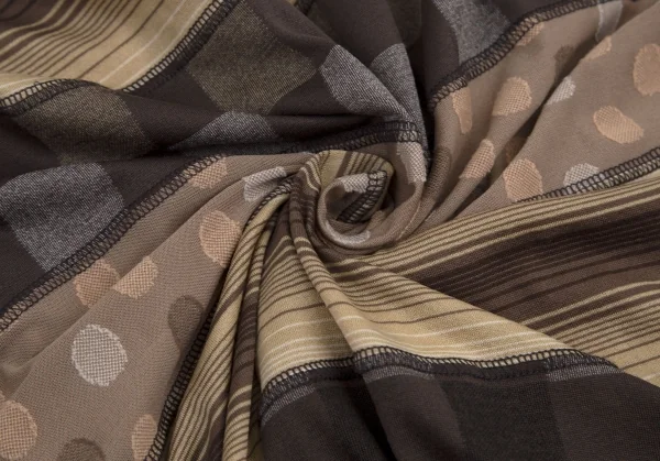 イッセイミヤケ ハートISSEY MIYAKE HaaT マルチファブリックボーダー切替スカート オフベージュグレー2 K-100069_014