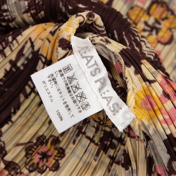 プリーツプリーズPLEATS PLEASE Nathalie Lete RED LIDING 赤ずきんプリントフラットワンピース ベージュ3 K-100161_013