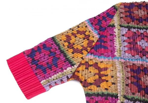 プリーツプリーズPLEATS PLEASE レースニットプリントVネックカットソー ピンクマルチ3 K-100373_005