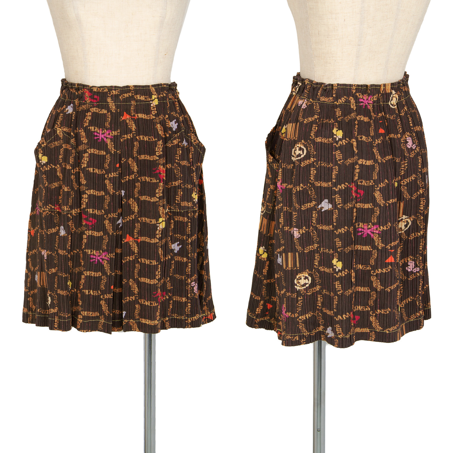 安価 ワタナベ プリーツプリーズPLEATS PLEASE フォントプリントタックミニ スカート