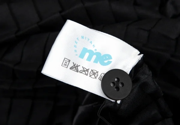 イッセイミヤケ ミーISSEY MIYAKE me 立体プリーツドルマンカーディガン 黒F K-100460_014