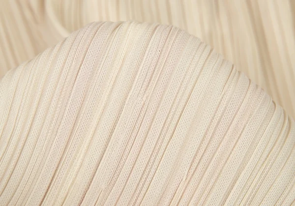 プリーツプリーズPLEATS PLEASE プリーツトレンチコート クリーム4 K-100655_016