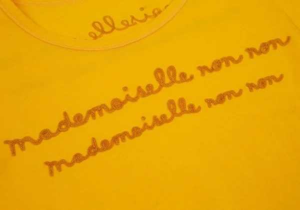 マドモアゼルノンノンMademoiselle NON NON ロゴチェーンステッチ刺繍Tシャツ 黄色38M K-100983_004