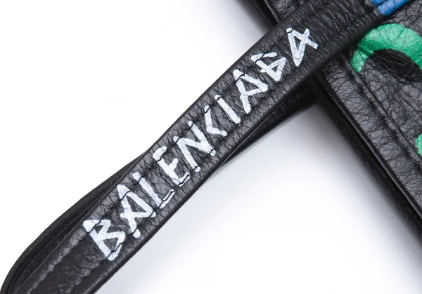 バレンシアガBALENCIAGA バザールグラフィティレザートートバッグ 黒マルチ K-101193_012