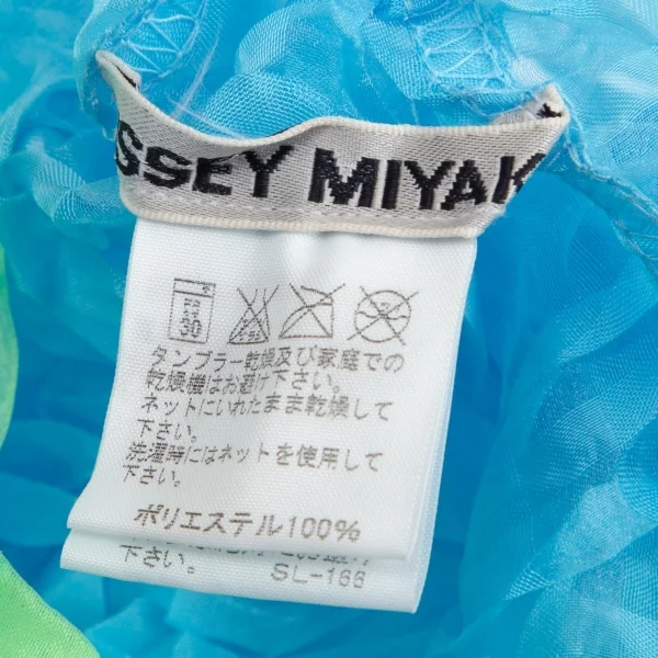 イッセイミヤケISSEY MIYAKE 裾テープシワ加工シースルーボーダータンクトップ 水色黄緑2 K-101212_012